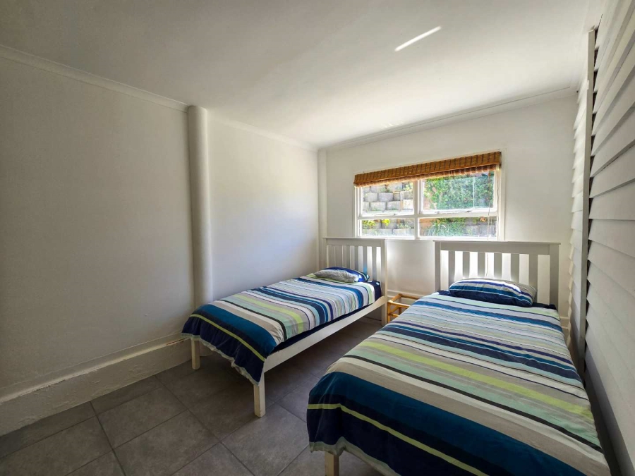 5 Bedroom Property for Sale in Jongensfontein Western Cape